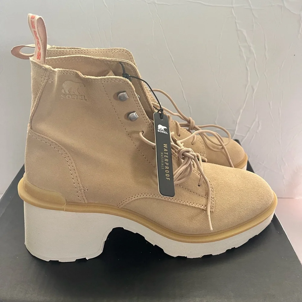 Sorel Women’s Hi-Line Waterproof Lace- Up Boots Size: 10 *Flawed* - Picture 1 of 13